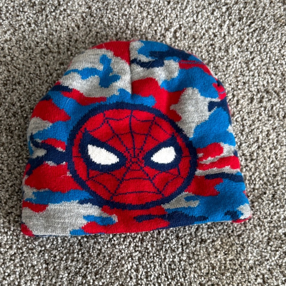 Marvel Spider-Man Red and Blue Camo Beanie